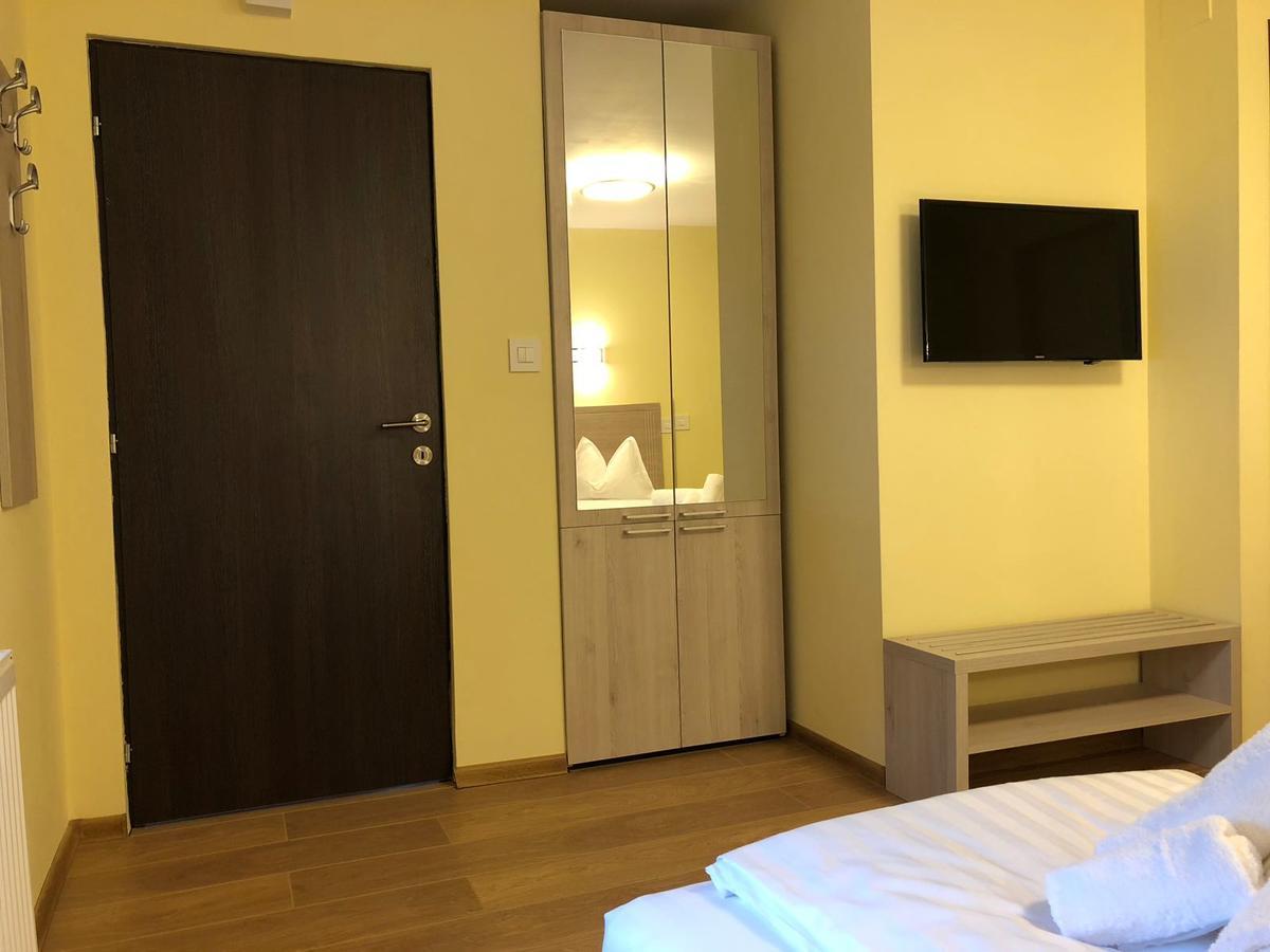Vila Toscana Timişoara Eksteriør bilde